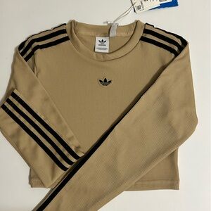 Adidas 3 stripes high waisted leggings and long sleeve crop top
